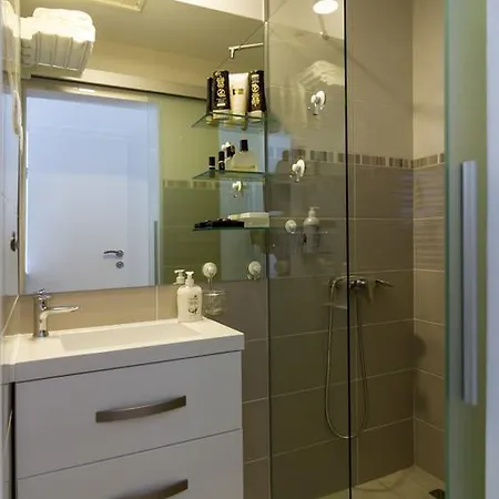 Apartment Sarc