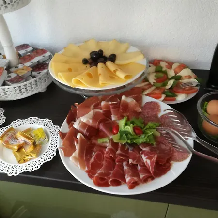 Apartment Sarc
